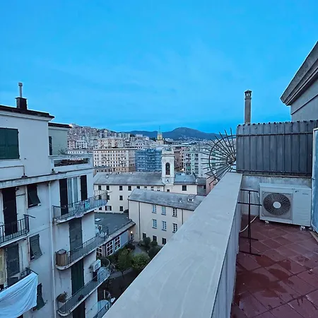 Tiny Penthouse In Corso Sardegna * Génova